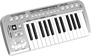 Pre-Owned Gear *Behringer UMX25