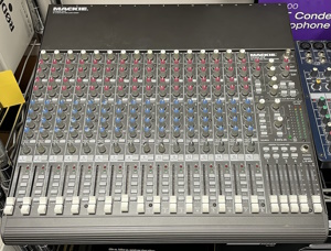 Pre-Owned * Mackie 1604-VLZ Pro 