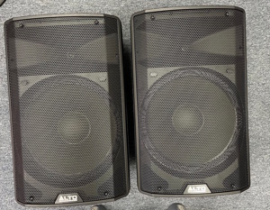 Pre-Owned Gear * Alto Professional TX415 Powered Speaker - PAIR