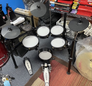 Pre-Owned Gear *Alesis Surge Mesh Electronic Drum Kit